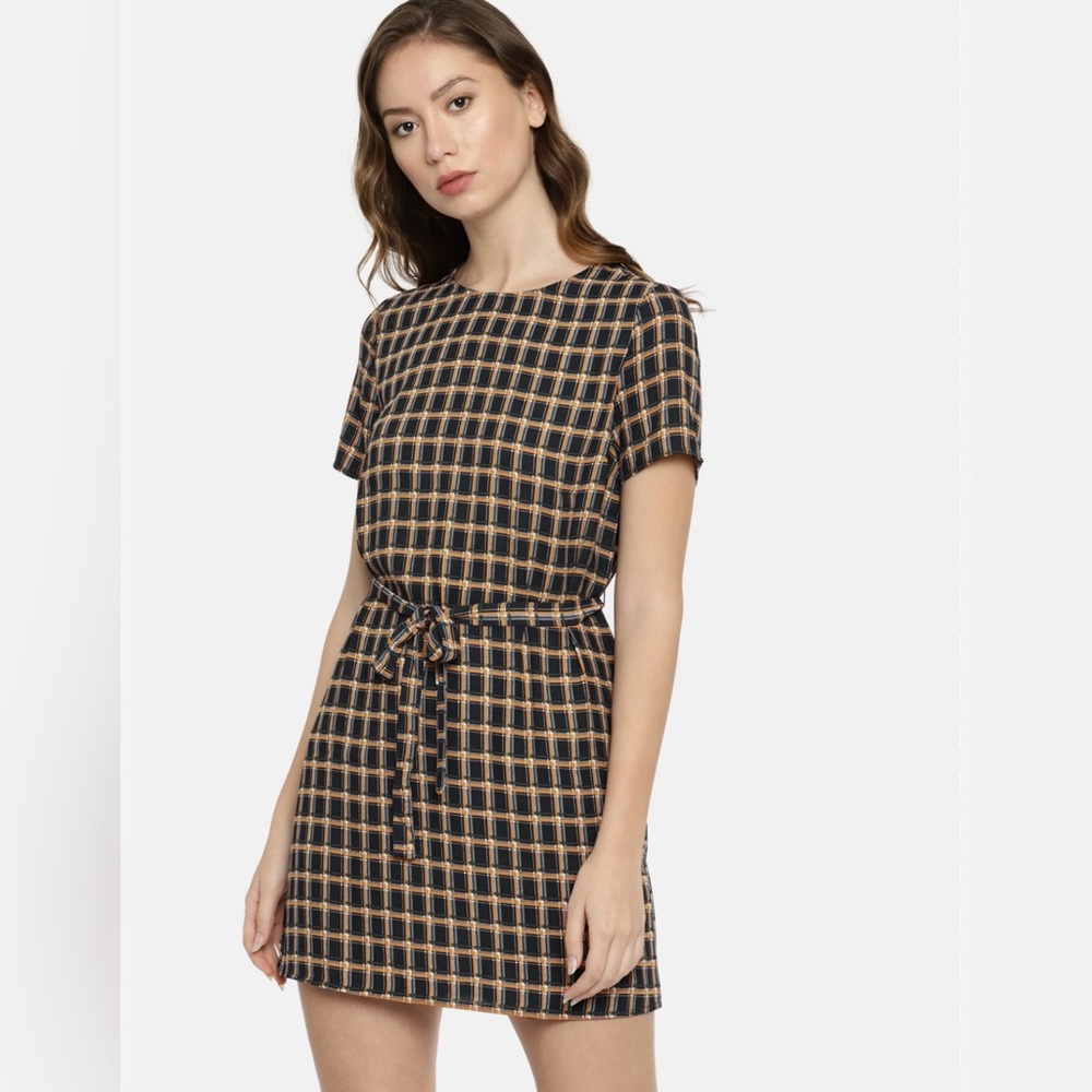 🛍️Forever 21 Large Navy Blue and Rust Brown Checkered Dress